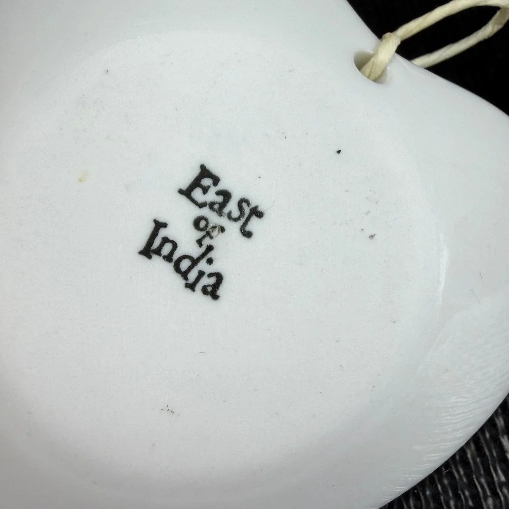 East of India Mr & Mrs Heart Trinket Dish White Ceramic Ring Tray Wedding Gift